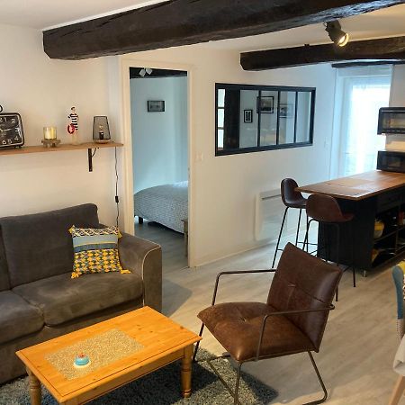 Appartement Haute Ville Meuble Avec Cour Privative Гранвиль Экстерьер фото
